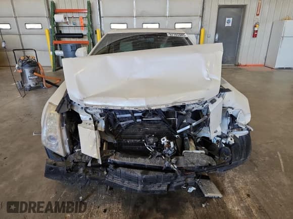 ✅ 2011 Cadillac CTS Performance • VIN: 1G6DL1ED8B0132729 • Lot: 92105985. Wystawiony na Copart z przebiegiem Nie podano. Bezpłatny archiwum sprzedaży aukcyjnych z USA i szczegółowy raport historii pojazdu na DreamBid. Zdjęcie 5.