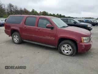 ✅ 2007 Chevrolet Suburban LT • VIN: 1GNFK163X7J319302 • Lot: 62494594. Wystawiony na Copart z przebiegiem 116 085 mil. Bezpłatny archiwum sprzedaży aukcyjnych z USA i szczegółowy raport historii pojazdu na DreamBid. Zdjęcie 4.