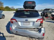 ✅ 2015 Subaru Outback Premium • VIN: 4S4BSBFC3F3318679 • Lot: 91003135. Wystawiony na Copart z przebiegiem 193 824 mil. Bezpłatny archiwum sprzedaży aukcyjnych z USA i szczegółowy raport historii pojazdu na DreamBid. Zdjęcie 6.