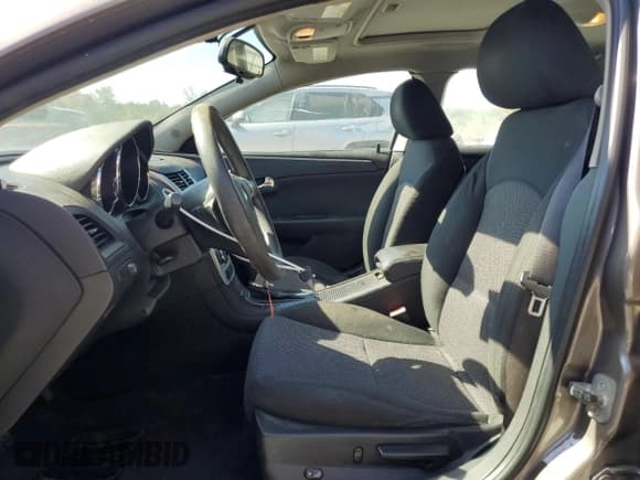 ✅ 2010 Chevrolet Malibu 1LT • VIN: 1G1ZC5E08AF174474 • Lot: 87068385. Wystawiony na Copart z przebiegiem 233 073 mil. Bezpłatny archiwum sprzedaży aukcyjnych z USA i szczegółowy raport historii pojazdu na DreamBid. Zdjęcie 7.