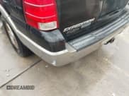 ✅ 2004 Ford Expedition Eddie Bauer • VIN: 1FMPU17L54LB85686 • Лот: 43727094. Опубликован ранее на IAAI с пробегом 155 328 миль. Бесплатный доступ к архиву аукционных продаж из США и подробный отчёт об истории автомобиля на DreamBid. Изображение 6.