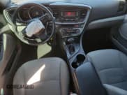 ✅ 2014 Kia Optima LX • VIN: 5XXGM4A7XEG329042 • Lot: 83815625. Wystawiony na Copart z przebiegiem 183 145 mil. Bezpłatny archiwum sprzedaży aukcyjnych z USA i szczegółowy raport historii pojazdu na DreamBid. Zdjęcie 8.