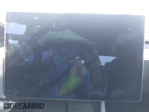 ✅ 2022 Tesla Model X Plaid • VIN: 7SAXCBE60NF351677 • Lot: 42449123. Wystawiony na IAAI z przebiegiem Nie podano. Bezpłatny archiwum sprzedaży aukcyjnych z USA i szczegółowy raport historii pojazdu na DreamBid. Zdjęcie 17.