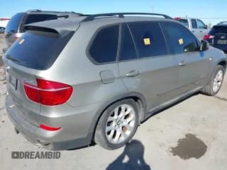 ✅ 2012 BMW X5 35i • VIN: 5UXZV4C58CL987309 • Lot: 43433166. Wystawiony na IAAI z przebiegiem Nie podano. Bezpłatny archiwum sprzedaży aukcyjnych z USA i szczegółowy raport historii pojazdu na DreamBid. Zdjęcie 4.