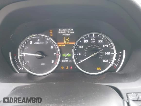 ✅ 2018 Acura TLX • VIN: 19UUB1F33JA006262 • Лот: 43493540. Опубликован ранее на IAAI с пробегом 95 958 миль. Бесплатный доступ к архиву аукционных продаж из США и подробный отчёт об истории автомобиля на DreamBid. Изображение 7.