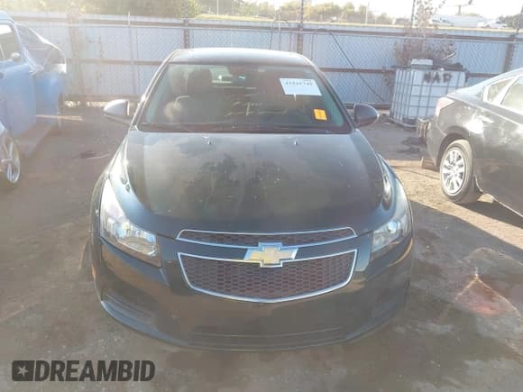 ✅ 2014 Chevrolet Cruze LS • VIN: 1G1PA5SH3E7166502 • Lot: 43341742. Wystawiony na IAAI z przebiegiem 57 306 mil. Bezpłatny archiwum sprzedaży aukcyjnych z USA i szczegółowy raport historii pojazdu na DreamBid. Zdjęcie 13.