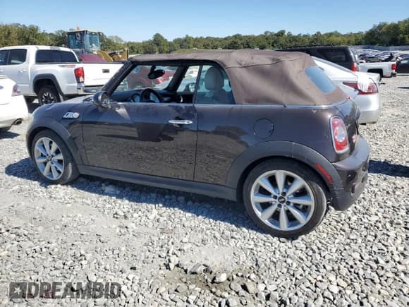 ✅ 2013 MINI Convertible S • VIN: WMWZP3C50DT705135 • Лот: 76542704. Опубликован ранее на Copart с пробегом 71 300 миль. Бесплатный доступ к архиву аукционных продаж из США и подробный отчёт об истории автомобиля на DreamBid. Изображение 2.