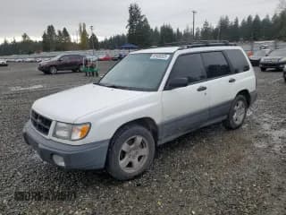 ✅ 1999 Subaru Forester L • VIN: JF1SF6353XH727720 • Lot: 92938325. Wystawiony na Copart z przebiegiem 226 528 mil. Bezpłatny archiwum sprzedaży aukcyjnych z USA i szczegółowy raport historii pojazdu na DreamBid. Zdjęcie 1.