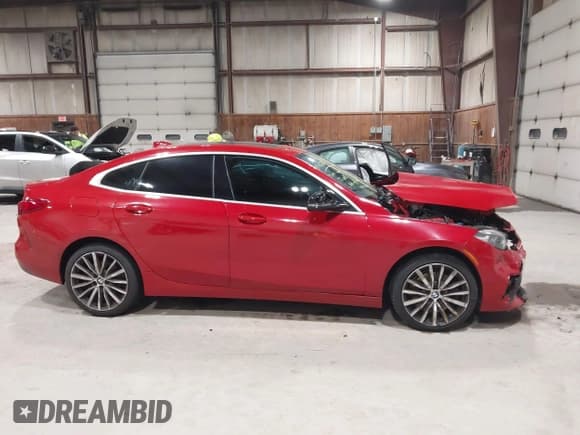 ✅ 2021 BMW 2 Series 228i xDrive • VIN: WBA73AK06M7G71100 • Lot: 43567612. Wystawiony na IAAI z przebiegiem 90 569 mil. Bezpłatny archiwum sprzedaży aukcyjnych z USA i szczegółowy raport historii pojazdu na DreamBid. Zdjęcie 13.