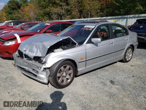 ✅ 1999 BMW 3 Series 323i • VIN: WBAAM3330XFP54620 • Lot: 81146343. Listed on Copart with 90,790 mi. Free auction sales archive from the USA and detailed vehicle history report at DreamBid. Image 2.