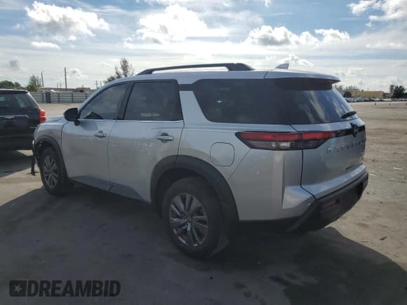 ✅ 2024 Nissan Pathfinder SV • VIN: 5N1DR3BA4RC275554 • Lot: 87280495. Listed on Copart with 15,064 mi. Free auction sales archive from the USA and detailed vehicle history report at DreamBid. Image 2.