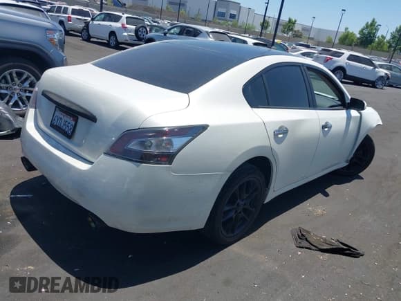 ✅ 2013 Nissan Maxima SV • VIN: 1N4AA5AP1DC835884 • Lot: 42715173. Listed on IAAI with Not provided. Free auction sales archive from the USA and detailed vehicle history report at DreamBid. Image 4.
