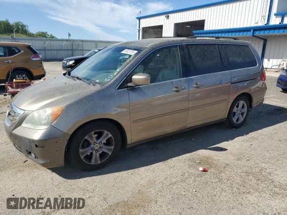 ✅ 2010 Honda Odyssey Touring • VIN: 5FNRL3H9XAB096841 • Лот: 56925755. Опубликован ранее на Copart с пробегом 226 814 миль. Бесплатный доступ к архиву аукционных продаж из США и подробный отчёт об истории автомобиля на DreamBid. Изображение 1.
