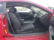 ✅ 2005 Toyota Solara SE • VIN: 4T1CE38P05U960271 • Lot: 42943347. Listed on IAAI with 233,180 mi. Free auction sales archive from the USA and detailed vehicle history report at DreamBid. Image 5.