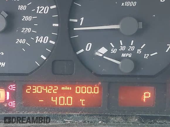 2000 BMW 3 Series 323Ci с VIN WBABM3348YJN80646, выставлен на аукционе IAAI как лот 41560077 с пробегом 230 422 миль миль и . История ставок и продаж доступна на DreamBid. Изображение 15.