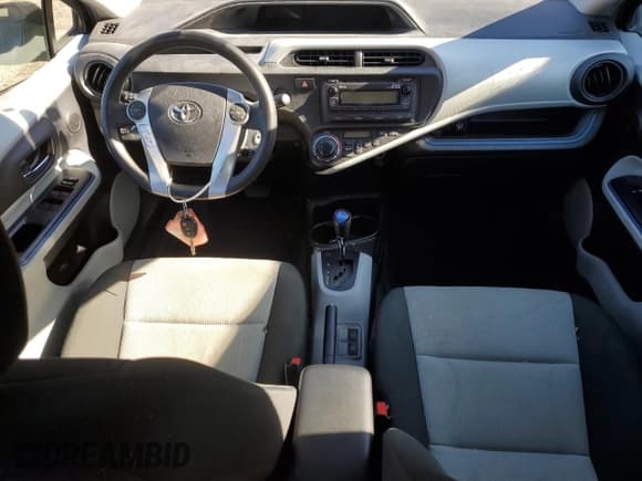 ✅ 2012 Toyota Prius Four • VIN: JTDKDTB31C1501077 • Lot: 82494035. Listed on Copart with 219,169 mi. Free auction sales archive from the USA and detailed vehicle history report at DreamBid. Image 8.