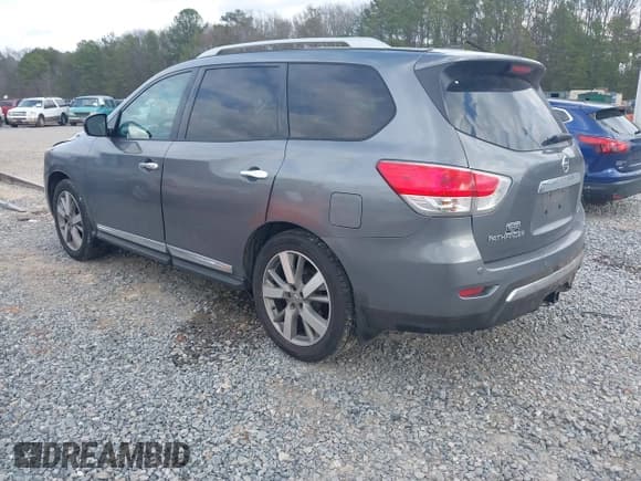 ✅ 2015 Nissan Pathfinder SV • VIN: 5N1AR2MN1FC625358 • Lot: 41516270. Listed on IAAI with 166,688 mi. Free auction sales archive from the USA and detailed vehicle history report at DreamBid. Image 3.
