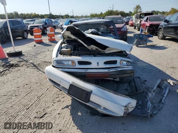 ✅ 1996 Oldsmobile 88 1SA • VIN: 1G3HN52K4T4810289 • Lot: 74286034. Wystawiony na Copart z przebiegiem Nie podano. Bezpłatny archiwum sprzedaży aukcyjnych z USA i szczegółowy raport historii pojazdu na DreamBid. Zdjęcie 5.