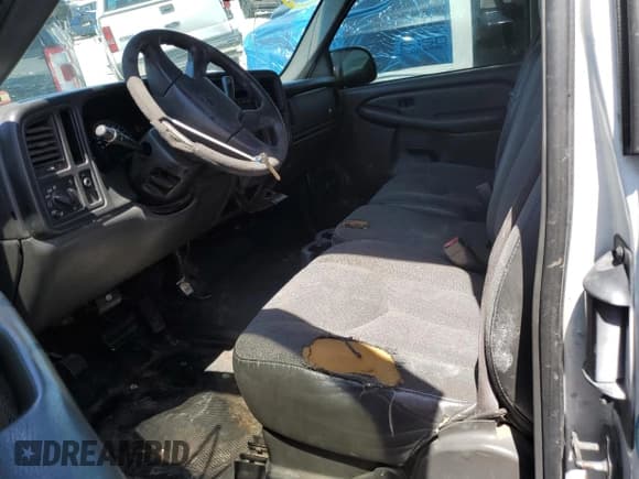 ✅ 2003 Chevrolet Silverado 2500HD LS • VIN: 1GCHC29U43Z174231 • Лот: 61579445. Опубликован ранее на Copart с пробегом Не указан. Бесплатный доступ к архиву аукционных продаж из США и подробный отчёт об истории автомобиля на DreamBid. Изображение 7.