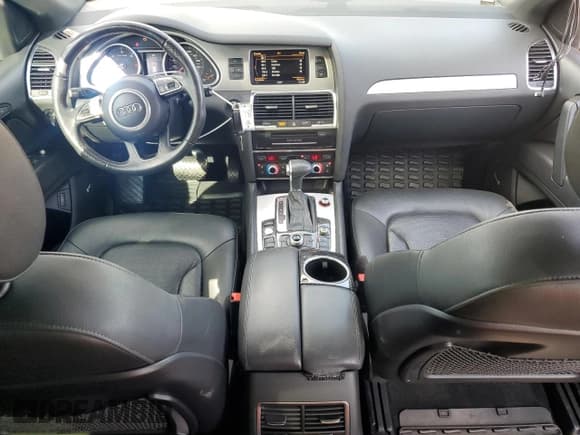 ✅ 2015 Audi Q7 Prestige • VIN: WA1WMAFE3FD004417 • Лот: 80148745. Опубликован ранее на Copart с пробегом 156 934 миль. Бесплатный доступ к архиву аукционных продаж из США и подробный отчёт об истории автомобиля на DreamBid. Изображение 8.