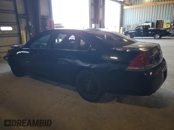 ✅ 2009 Chevrolet Impala Police Police • VIN: 2G1WS57M591301786 • Lot: 92555995. Wystawiony na Copart z przebiegiem 94 169 mil. Bezpłatny archiwum sprzedaży aukcyjnych z USA i szczegółowy raport historii pojazdu na DreamBid. Zdjęcie 2.