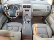 ✅ 2007 Lincoln MKX • VIN: 2LMDU68C67BJ21910 • Лот: 91643835. Опубликован ранее на Copart с пробегом 256 244 миль. Бесплатный доступ к архиву аукционных продаж из США и подробный отчёт об истории автомобиля на DreamBid. Изображение 8.