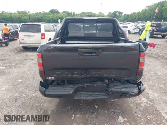2024 Nissan Frontier SV with VIN 1N6ED1EK2RN627094, listed as a IAAI auction lot 42308056 with 5,692 mi miles and . Bid and sale history available at DreamBid. Image 16.