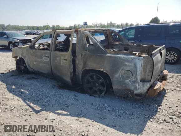 ✅ 2007 Chevrolet Avalanche 1LT • VIN: 3GNFK12357G202556 • Lot: 71554805. Listed on Copart with Not provided. Free auction sales archive from the USA and detailed vehicle history report at DreamBid. Image 2.