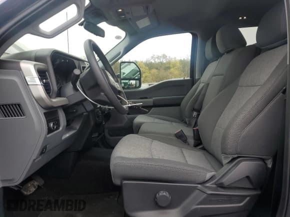 ✅ 2024 Ford F-250 XL • VIN: 1FT8W2BA2RED55853 • Лот: 50156825. Опубликован ранее на Copart с пробегом 5 293 миль. Бесплатный доступ к архиву аукционных продаж из США и подробный отчёт об истории автомобиля на DreamBid. Изображение 7.