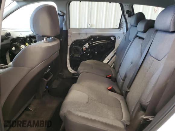 ✅ 2020 Hyundai Santa Fe SEL • VIN: 5NMS3CAD4LH263681 • Lot: 56671844. Wystawiony na Copart z przebiegiem 26 354 mil. Bezpłatny archiwum sprzedaży aukcyjnych z USA i szczegółowy raport historii pojazdu na DreamBid. Zdjęcie 11.