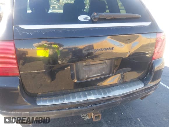 ✅ 2006 Porsche Cayenne • VIN: WP1AA29P76LA21432 • Лот: 43848987. Опубликован ранее на IAAI с пробегом 232 383 миль. Бесплатный доступ к архиву аукционных продаж из США и подробный отчёт об истории автомобиля на DreamBid. Изображение 6.