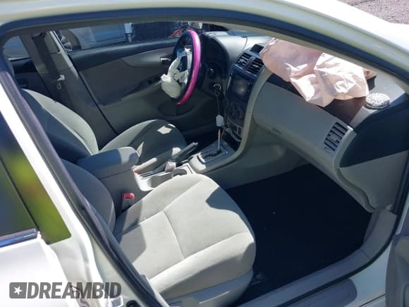 ✅ 2013 Toyota Corolla S • VIN: 2T1BU4EE0DC024285 • Lot: 43133702. Listed on IAAI with 176,127 mi. Free auction sales archive from the USA and detailed vehicle history report at DreamBid. Image 5.