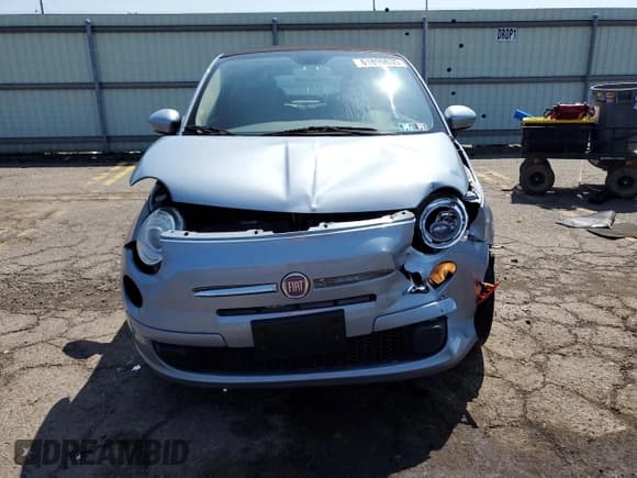 ✅ 2013 FIAT 500 Pop • VIN: 3C3CFFDR2DT515926 • Lot: 61899635. Wystawiony na Copart z przebiegiem 177 742 mil. Bezpłatny archiwum sprzedaży aukcyjnych z USA i szczegółowy raport historii pojazdu na DreamBid. Zdjęcie 5.