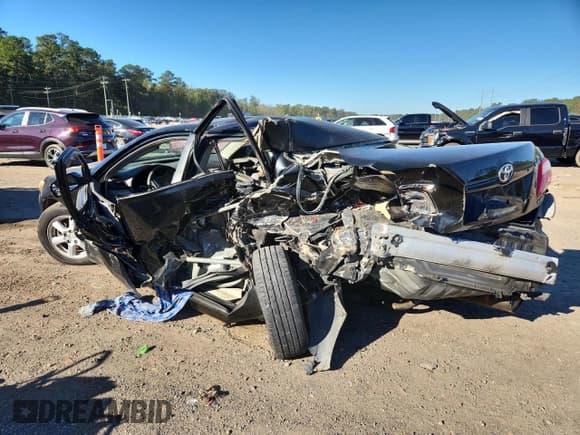 ✅ 2007 Toyota Camry XLE • VIN: 4T1BE46K37U558210 • Лот: 85406115. Опубликован ранее на Copart с пробегом 200 904 миль. Бесплатный доступ к архиву аукционных продаж из США и подробный отчёт об истории автомобиля на DreamBid. Изображение 2.