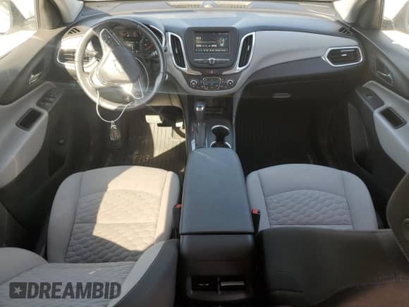 2018 Chevrolet Equinox LT with VIN 2GNAXJEVXJ6153611, listed as a Copart auction lot 84196465 with 45,095 mi miles and Salvage title. Bid and sale history available at DreamBid. Image 8.