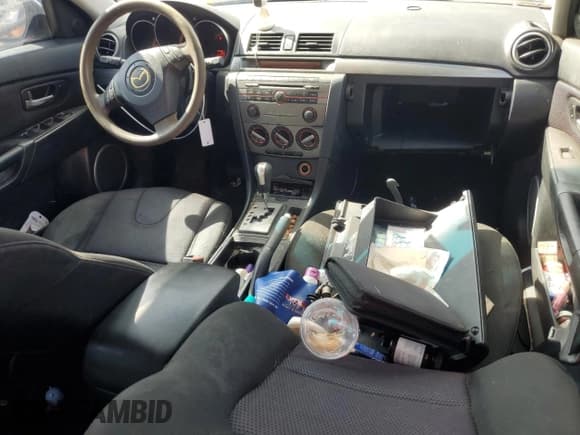 ✅ 2007 Mazda 3 S Sport • VIN: JM1BK143871654732 • Lot: 81733855. Wystawiony na Copart z przebiegiem 202 612 mil. Bezpłatny archiwum sprzedaży aukcyjnych z USA i szczegółowy raport historii pojazdu na DreamBid. Zdjęcie 8.