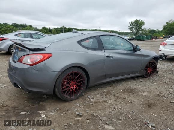 ✅ 2010 Hyundai Genesis Coupe Grand Touring • VIN: KMHHU6KH6AU016058 • Lot: 60167115. Listed on Copart with 235,971 mi. Free auction sales archive from the USA and detailed vehicle history report at DreamBid. Image 3.