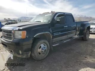 ✅ 2012 GMC Sierra 3500HD Denali • VIN: 1GT426C87CF115308 • Лот: 48263365. Опубликован ранее на Copart с пробегом 247 350 миль. Бесплатный доступ к архиву аукционных продаж из США и подробный отчёт об истории автомобиля на DreamBid. Изображение 1.