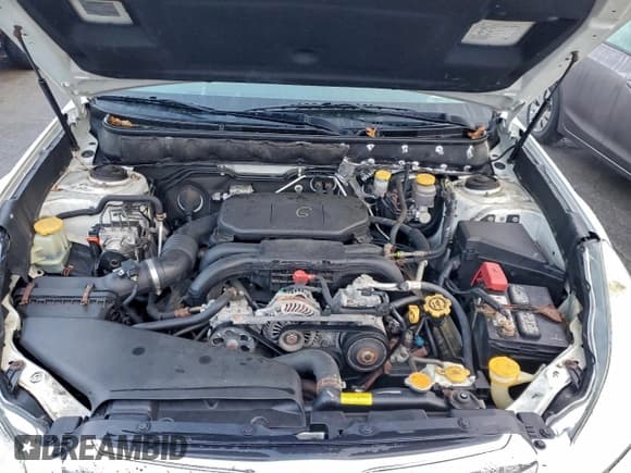 ✅ 2010 Subaru Outback • VIN: 4S4BRBAC4A1351097 • Lot: 94401835. Wystawiony na Copart z przebiegiem 66 684 mil. Bezpłatny archiwum sprzedaży aukcyjnych z USA i szczegółowy raport historii pojazdu na DreamBid. Zdjęcie 11.