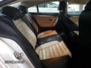 ✅ 2009 Volkswagen CC 4Motion • VIN: WVWGU73C29E550270 • Lot: 56929955. Wystawiony na Copart z przebiegiem 117 805 mil. Bezpłatny archiwum sprzedaży aukcyjnych z USA i szczegółowy raport historii pojazdu na DreamBid. Zdjęcie 10.