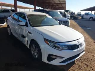 ✅ 2019 Kia Optima LX • VIN: 5XXGT4L3XKG285293 • Лот: 43628964. Опубликован ранее на IAAI с пробегом 86 029 миль. Бесплатный доступ к архиву аукционных продаж из США и подробный отчёт об истории автомобиля на DreamBid. Изображение 1.