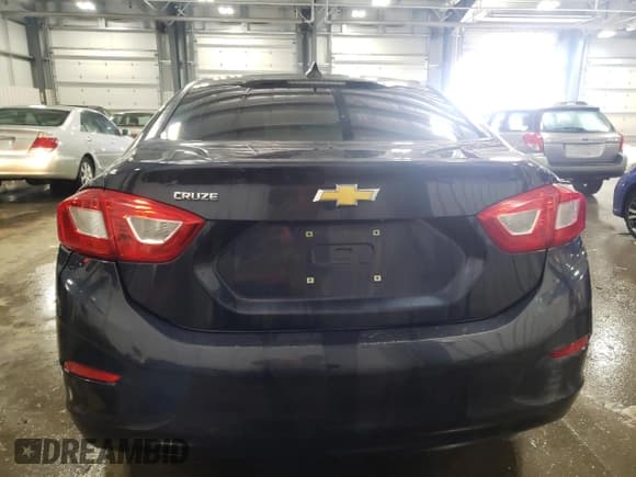 ✅ 2016 Chevrolet Cruze LS • VIN: 1G1BC5SM7G7287909 • Lot: 71831122. Listed on Copart with 184,658 mi. Free auction sales archive from the USA and detailed vehicle history report at DreamBid. Image 6.