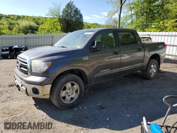 ✅ 2013 Toyota Tundra • VIN: 5TFDY5F13DX289217 • Лот: 58287125. Опубликован ранее на Copart с пробегом 113 947 миль. Бесплатный доступ к архиву аукционных продаж из США и подробный отчёт об истории автомобиля на DreamBid. Изображение 1.