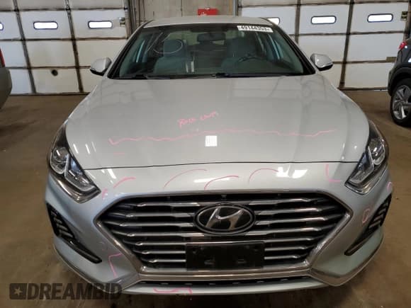 ✅ 2019 Hyundai Sonata SE • VIN: KMHE24L32KA090936 • Lot: 49144353. Listed on Copart with 80,044 mi. Free auction sales archive from the USA and detailed vehicle history report at DreamBid. Image 5.