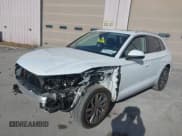 ✅ 2022 Audi Q5 S line Premium Plus • VIN: WA1EAAFY8N2057445 • Lot: 43866021. Wystawiony na IAAI z przebiegiem 29 496 mil. Bezpłatny archiwum sprzedaży aukcyjnych z USA i szczegółowy raport historii pojazdu na DreamBid. Zdjęcie 2.