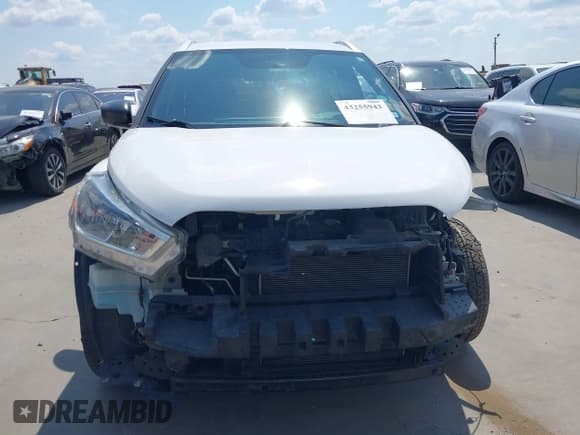 ✅ 2019 Nissan Kicks SR • VIN: 3N1CP5CU8KL548454 • Лот: 43255943. Опубликован ранее на IAAI с пробегом 72 290 миль. Бесплатный доступ к архиву аукционных продаж из США и подробный отчёт об истории автомобиля на DreamBid. Изображение 13.