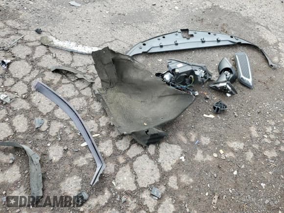 ✅ 2015 Chevrolet Impala LS • VIN: 2G11Z5SL1F9259800 • Лот: 73514624. Опубликован ранее на Copart с пробегом 72 645 миль. Бесплатный доступ к архиву аукционных продаж из США и подробный отчёт об истории автомобиля на DreamBid. Изображение 14.