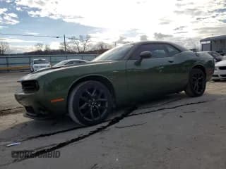 ✅ 2019 Dodge Challenger SXT • VIN: 2C3CDZAG4KH530282 • Lot: 71881032. Wystawiony na Copart z przebiegiem 34 767 mil. Bezpłatny archiwum sprzedaży aukcyjnych z USA i szczegółowy raport historii pojazdu na DreamBid. Zdjęcie 1.
