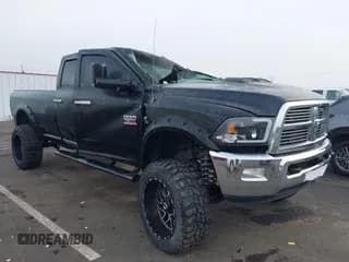 ✅ 2011 Ram 2500 Laramie Longhorn • VIN: 3D7UT2CL6BG556845 • Lot: 41633541. Wystawiony na IAAI z przebiegiem 199 124 mil. Bezpłatny archiwum sprzedaży aukcyjnych z USA i szczegółowy raport historii pojazdu na DreamBid. Zdjęcie 1.