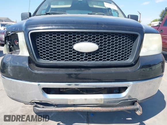 ✅ 2006 Ford F-150 XLT • VIN: 1FTRW12W26KD80341 • Lot: 42969671. Listed on IAAI with 195,044 mi. Free auction sales archive from the USA and detailed vehicle history report at DreamBid. Image 6.